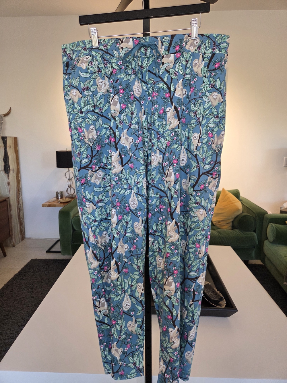 New Vera Bradley Sloth Pajama Pants NWT + Free NWT Altar'd State Pink Cami XXL - Picture 3 of 13